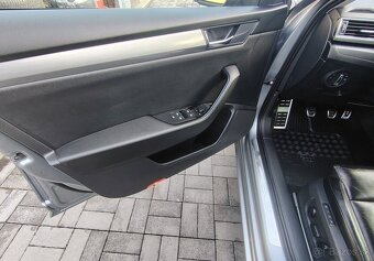 Škoda Superb Combi 2.0 TDI 110kW Elegance M6 2017 - 19