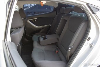 Hyundai Elantra 1.6i /aj na splátky/ - 19