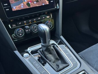 Volkswagen Passat 2.0 TDI BMT Highline DSG - 19