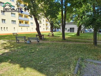 REZERVOVANÝ Útulny 2-izbový byt na Starom sídlisku v Prievi - 19