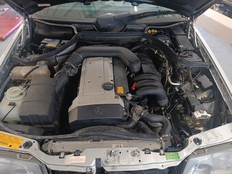 Mercedes E320 kabrio - 19