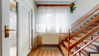 Rodinný dom s veľkým pozemkom 1779 m2 / Vaďovce pri Starej T - 19