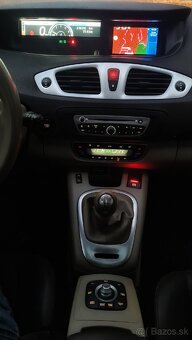 Renault Grand Scénic 1.9 dCi 96kW130HP M6 - 19