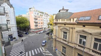 JEDINEČNÝ 2i byt, REKONŠTRUKCIA, 2 x BALKÓN, Kúpeľná ulica,S - 19