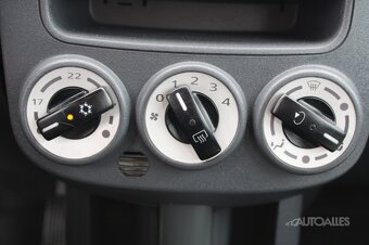 Mitsubishi Colt 1,3 i 70 kW - 19