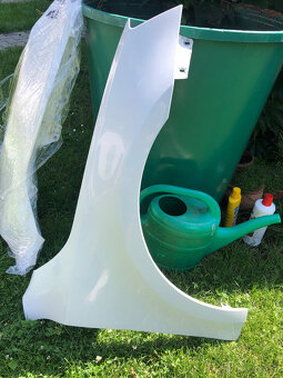 predni blatnik skoda octavia iii 3 12-17 pravy bily - 19