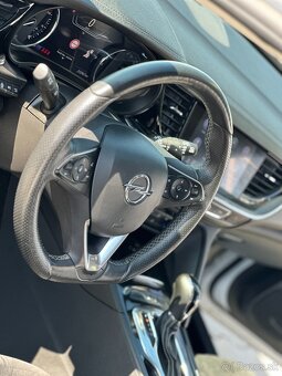 Opel Insignia ST 2.0 CDTI - 19