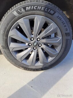 Land Rover Discovery Sport - 19