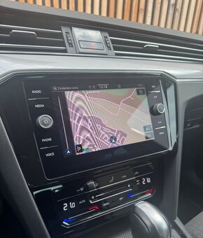 Rezervované Volkswagen Passat Variant 2.0 TDI Business DSG - 19