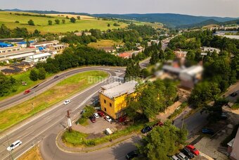 PREDAJ: Polyfunkčný objekt na križovatke, 1251 m2, Banská Št - 19