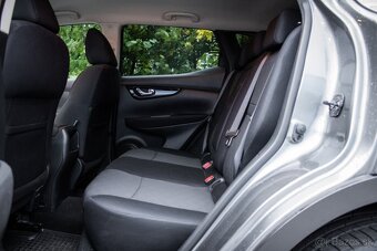 Nissan Qashqai 1.5 dCi / AJ NA SPLÁTKY / - 19