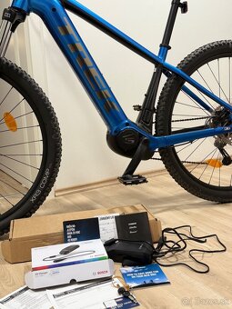 Krásny elektrobicykel TREK Powerfly — TOP stav, len 174km - 19