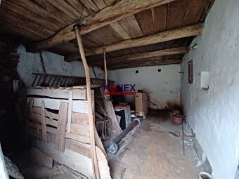 ID-3236 DVA RODINNÉ DOMY / CHALUPY – Perkupa, Maďarsko - 19