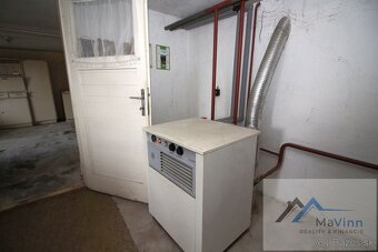 PREDAJ DOM s GARÁŽOU a poz. 2304 m² BRODZANY - 19