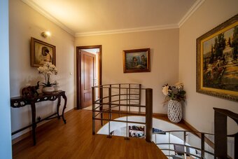 Luxusný Penthouse s Panoramatickým Výhľadom na More – Fuengi - 19