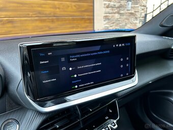 Peugeot 2008 1.2 PureTech 100 Style, ODPOČET DPH - 19