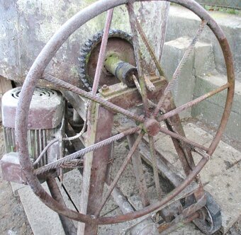 miešačku s objemom 150 litrov - 19