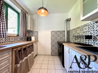 5 IZB. RODINNÝ DOM NA POLOSAMOTE, POZEMOK 2595M2, KOSTOLNÉ o - 19