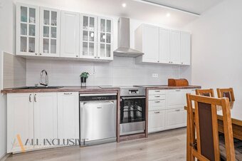 ALL INCLUSIVE | NA PREDAJ RODINNÝ DOM + APARTMÁNOVÝ DOM, VEĽ - 19