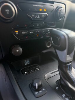 Ford Ranger Raptor - 19