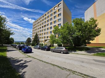 4-izb. „pražský“ byt, Tokajícka ul., 92 m2, 6-m LO, upravený - 19