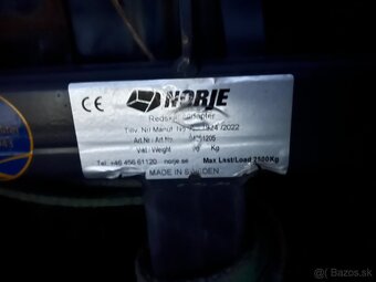Smykový nakladač CAT 299D2 XHP (2018) pouze 390 mth - 19