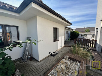 ,,ZNÍŽENÁ CENA ,,NA PREDAJ Luxusný rodinný dom - 19