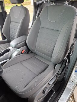 Ford Kuga 2.0 TDCI 4x4 110 kw - 19