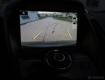 Ford Kuga Titanium r.2016 4x4 1.majiteľ-VÝRAZNE ZNÍŽENÁ CENA - 19