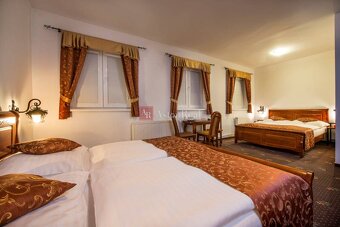 EXKLUZÍVNE - PREDAJ - HOTEL Liptovský Ján, 25 izieb, 7334 m2 - 19