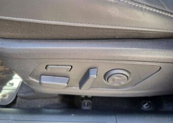 Kia Sorento 2.2-MAX.VÝBAVA-ZÁRUKA-NÍZKÉ KM - 19