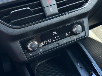Škoda Scala 1.0 TSi M5, r.v.: 2022 - 19