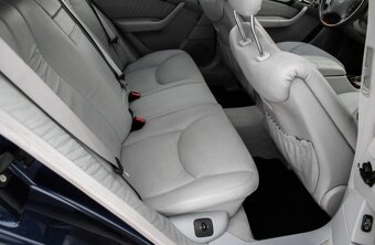 Mercedes-Benz S-triedy 500 (2000) - 19