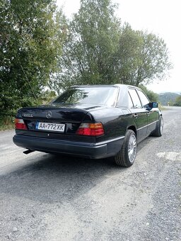 Mercedes Benz 220E W124 - 19