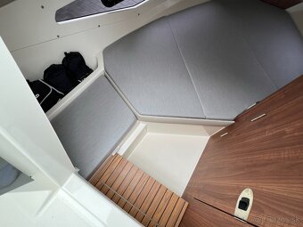 QUICKSILVER Activ 755 CRUISER + MERCURY F 225 V6 EFI EXLPT D - 19
