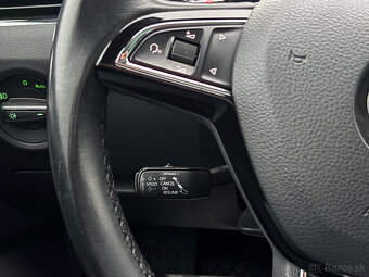 Škoda Octavia Combi 2.0 TDI Style DSG 4x4 EU6 - 19