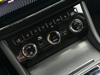 Škoda Superb Combi Style 2.0 TDi DSG, r.v.: 2021 - 19