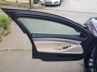 Predám  BMW Rad 5 Touring 535d xDrive M-packet - 19