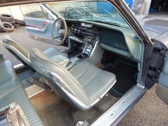 FORD THUNDERBIRD 1965 - 19
