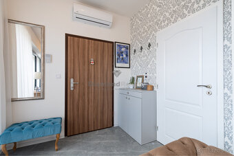 REZERVOVANÉ | NA PREDAJ 3 IZBOVÝ BYT S TERASOU V IKONICKEJ N - 19