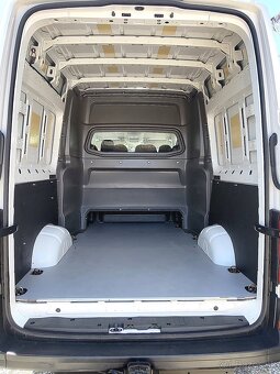 Volkswagen Crafter 2,0 TDI 4-Motion L3H2 7.Miest - 19