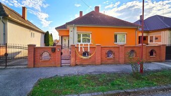 Priestranný 3-izbový rodinný dom 94m2 v obci Veľké Blahovo - 19