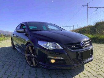 VW Logo znak VOLKSWAGEN cierne leskle / cervene - 19