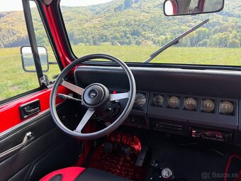Jeep Wrangler 2.5 Benzín 90kw, 5MT TOP STAV - 19