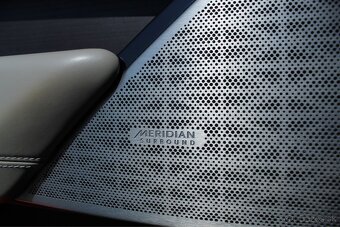 Range Rover Velar D300 HSE R DYNAMIC - 19