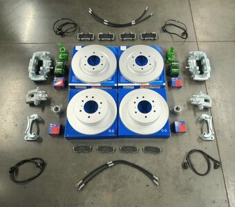 Mitsubishi Pajero 3.2DI-D LWB A/T KOMPLETNA REKONSTRUKCIA - 19