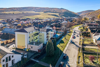 BOSEN | Slnečný 3-izbový byt s balkónom v Hranovnici - 19