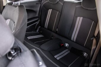 Mini Cooper S SE 135kW AT Elektro 2022 - odp. DPH - 19