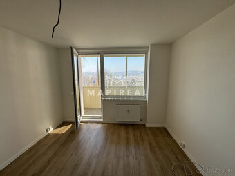 NOVOREKONŠTRUOVANÝ 3-izb.byt, Bielocerkevská ul., - 19