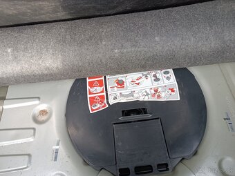 RENAULT CLIO 1.2,55kw-BENZÍN - 19